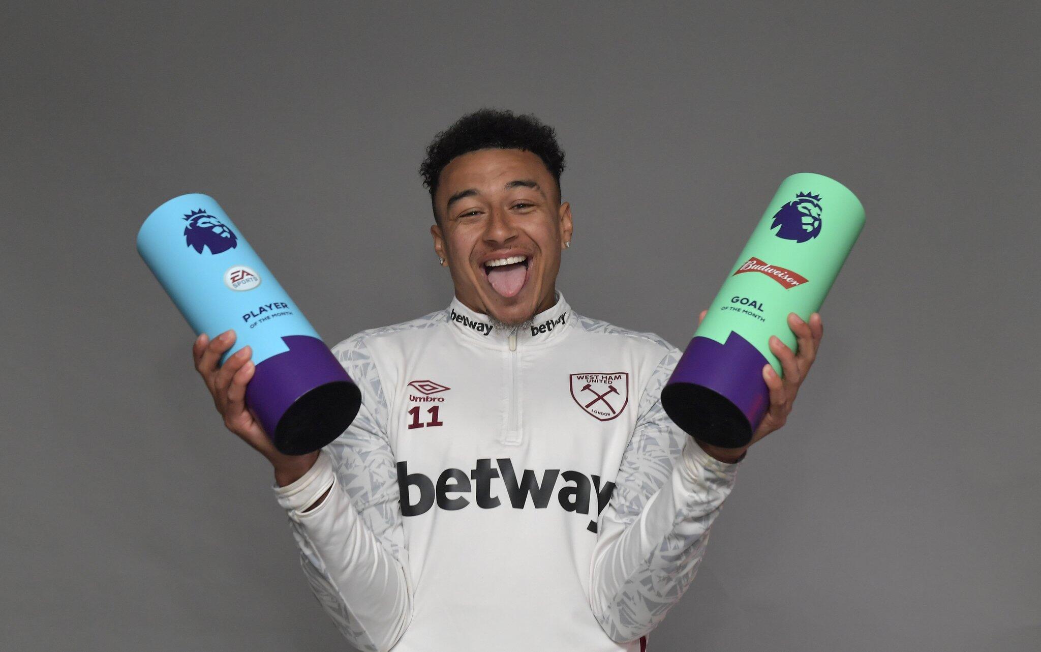 关键时刻纽卡斯尔内部沟通——德甲节点到来，话题不断，控场能力受关注