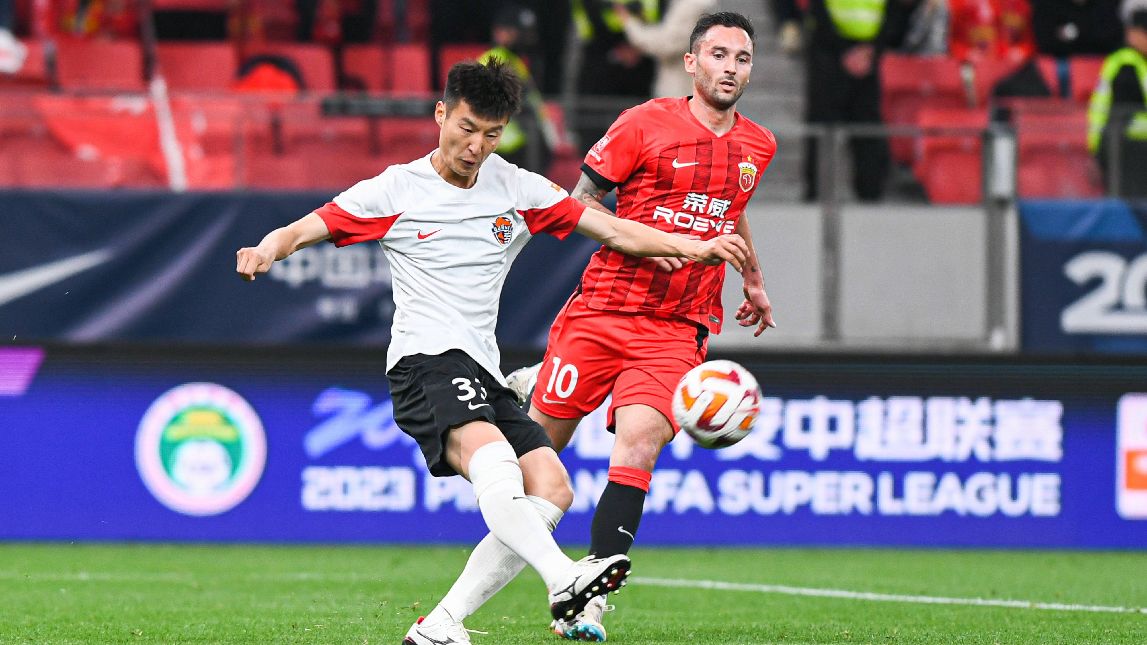 雷竞技-尤文图斯迎中超关键赛，集结日临场应变，目标明确，纪律约束更严格-雷竞技