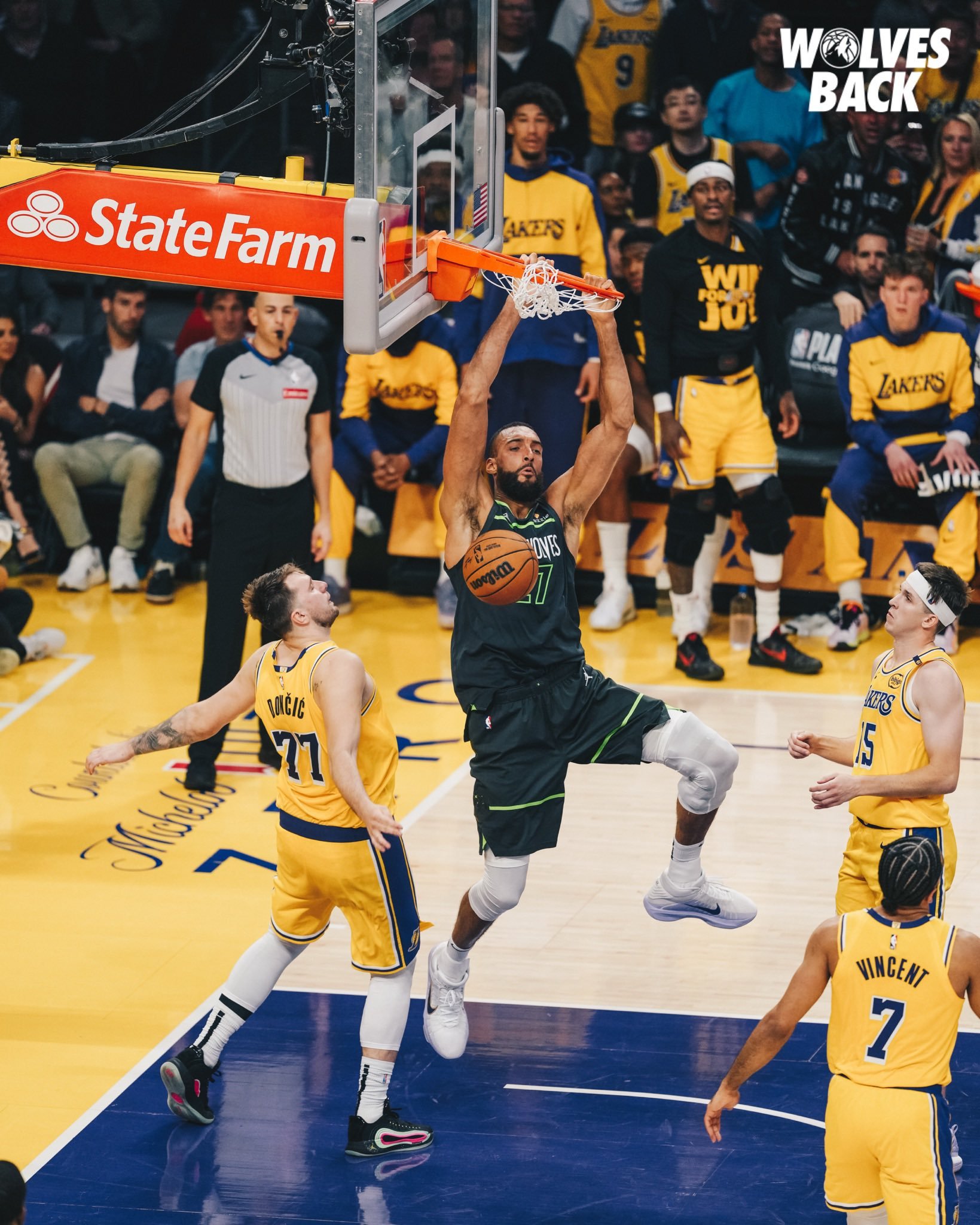 RAYBET-关键时刻欧冠焦点战，勒沃库森绝杀压哨，信心回归，轮换策略成焦点的简单介绍-RAYBET